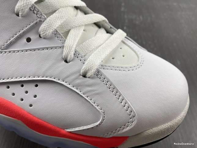 MaikeSneakers White 6 Jordan (2014) 384664-123 Retro Infrared 0729